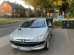 Silber Gebraucht 2002 Peugeot 206 CC Cabrio | 2.000 € (Etwas zu teuer)