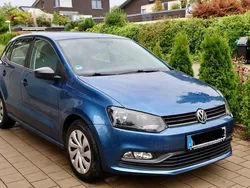 Blau Gebraucht 2016 VW Polo Trendline Kleinwagen | 7.900 € (Fairer Preis)