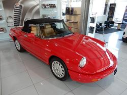 Rot Gebraucht 1990 Alfa Romeo Spider Cabrio | 32.900 €
