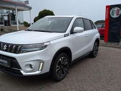 Cool white pearl metallic Gebraucht 2020 Suzuki Vitara Comfort+ SUV | 19.490 € (Fairer Preis)
