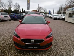 Rot Gebraucht 2021 Seat Leon Style Limousine | 19.380 € (Superpreis)