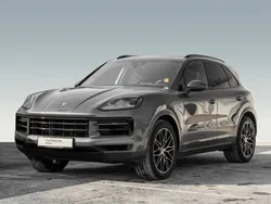 Quarzitgraumetallic Gebraucht 2024 Porsche Cayenne SUV | 91.000 € (Superpreis)