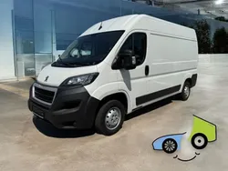 Weiß Gebraucht 2021 Peugeot Boxer Van | 20.900 € (Fairer Preis)