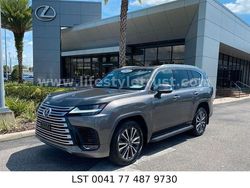 Grau Gebraucht 2022 Lexus LX600 SUV | 82.697 €