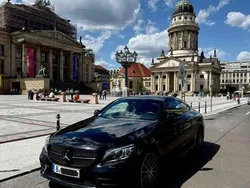 Schwarz Gebraucht 2020 Mercedes C300 AMG line Coupé | 40.000 € (Etwas zu teuer)