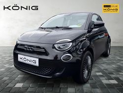 Schwarz Gebraucht 2022 Fiat 500e Icon Kleinwagen | 23.990 € (Teuer)