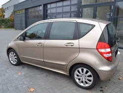 Gold Gebraucht 2005 Mercedes A200 Elegance Limousine | 1.300 € (Fairer Preis)