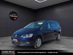 Blau Gebraucht 2017 VW Sharan Comfortline Van / Kleinbus | 22.990 € (Fairer Preis)