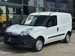 Polar white Gebraucht 2018 Opel Combo Van / Kleinbus | 9.490 €