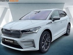 Weiß Gebraucht 2024 Skoda Enyaq iV LAURIN & KLEMENT SUV | 55.390 €