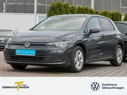 Grau Gebraucht 2022 VW Golf VIII Life Limousine | 20.880 € (Guter Preis)