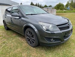 Grau Gebraucht 2009 Opel Astra Innovation Limousine | 1.222 € (Superpreis)