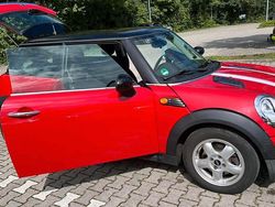 Rot Gebraucht 2009 Mini Cooper Kleinwagen | 5.500 € (Fairer Preis)