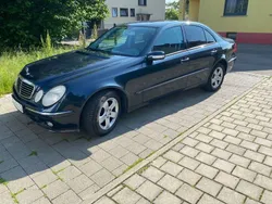 Schwarz Gebraucht 2004 Mercedes E220 Limousine | 3.499 € (Fairer Preis)