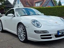Weiß Gebraucht 2007 Porsche 911 Carrera Sport Coupé | 47.000 € (Fairer Preis)