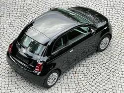 Schwarz Gebraucht 2022 Fiat 500e Action Kleinwagen | 13.000 € (Guter Preis)