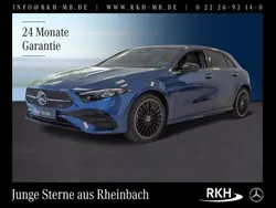 Blau Gebraucht 2024 Mercedes A250 AMG line Limousine | 39.880 € (Teuer)