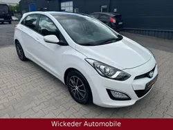 Creamy white Gebraucht 2013 Hyundai i30 Trend Limousine | 9.790 € (Fairer Preis)