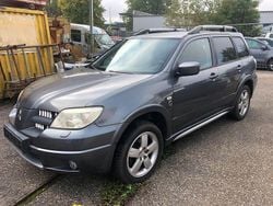 Grau Gebraucht 2006 Mitsubishi Outlander SUV | 2.950 € (Guter Preis)