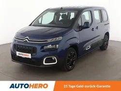 Blau Gebraucht 2019 Citroën Berlingo Feel Van / Kleinbus | 16.980 € (Guter Preis)