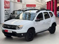 Weiss Gebraucht 2017 Dacia Duster Lauréate SUV | 12.990 € (Guter Preis)