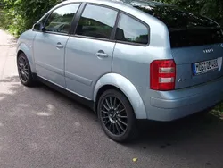 Grau Gebraucht 2002 Audi A2 Sport Kleinwagen | 4.000 € (Fairer Preis)
