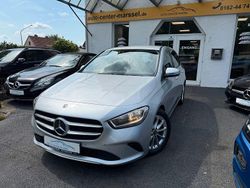Silber Gebraucht 2020 Mercedes B180 Van / Kleinbus | 22.590 € (Fairer Preis)