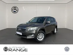 Braun Gebraucht 2010 Toyota RAV4 Life SUV | 11.980 € (Etwas zu teuer)