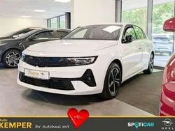 Weiß Gebraucht 2024 Opel Astra Limousine | 22.750 € (Guter Preis)
