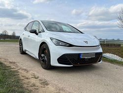 Weiß Gebraucht 2022 Cupra Born Kleinwagen | 22.950 € (Fairer Preis)