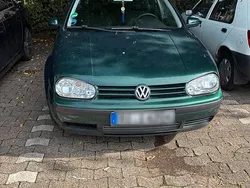 Grün Gebraucht 2002 VW Golf IV Kleinwagen | 1.500 € (Superpreis)