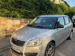 Silber Gebraucht 2009 Skoda Fabia Kombi | 3.600 € (Teuer)