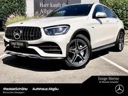 Designo diamantweiß bright (metallic) Gebraucht 2021 Mercedes GLC43 AMG AMG Coupé | 56.840 € (Fairer Preis)