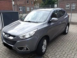 Grau Gebraucht 2012 Hyundai ix35 SUV | 8.970 €