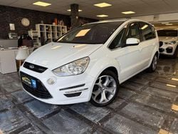 Weiß Gebraucht 2011 Ford S-MAX Titanium Van / Kleinbus | 6.500 € (Etwas zu teuer)
