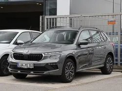 Grau Gebraucht 2025 Skoda Kamiq Tour SUV | 30.994 € (Teuer)