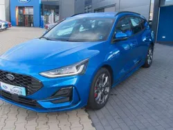 Dynamicblau metallic Neu 2024 Ford Focus ST-Line Kombi | 31.390 € (Fairer Preis)