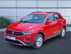 Kings red metallic Gebraucht 2023 VW T-Roc Life SUV | 21.490 € (Guter Preis)