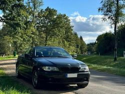 Schwarz Gebraucht 2006 BMW 320 Cabriolet Cabrio | 12.300 €