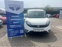 Weiß Gebraucht 2020 Fiat Doblò Van / Kleinbus | 15.499 € (Teuer)