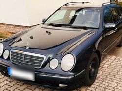 Gebraucht 2000 Mercedes E280 Kombi | 7.800 €