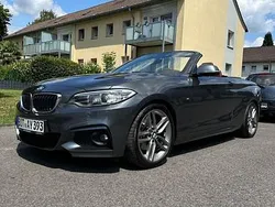 Grau Gebraucht 2016 BMW 220 M Sport Cabrio | 19.199 € (Fairer Preis)