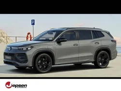 Delfingrau metallic Gebraucht 2025 VW Tayron R-line SUV | 62.970 € (Superpreis)