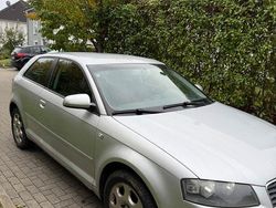 Silber Gebraucht 2004 Audi A3 Ambition Limousine | 1.999 € (Guter Preis)