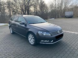 Braun Gebraucht 2011 VW Passat Kombi | 5.200 € (Superpreis)