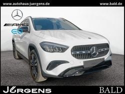 Polarweiß Gebraucht 2024 Mercedes GLA180 Progressive SUV | 32.730 € (Superpreis)