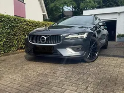 Grau Gebraucht 2019 Volvo V60 Kombi | 25.500 € (Etwas zu teuer)