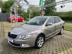 Braun Gebraucht 2010 Skoda Superb Ambition Limousine | 6.490 € (Fairer Preis)