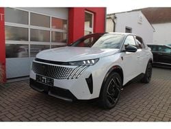 Okenit weiss Gebraucht 2024 Peugeot e-3008 GT SUV | 37.990 € (Superpreis)