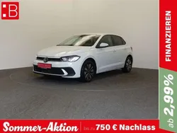 Weiss Gebraucht 2024 VW Polo Move Limousine | 20.950 € (Guter Preis)